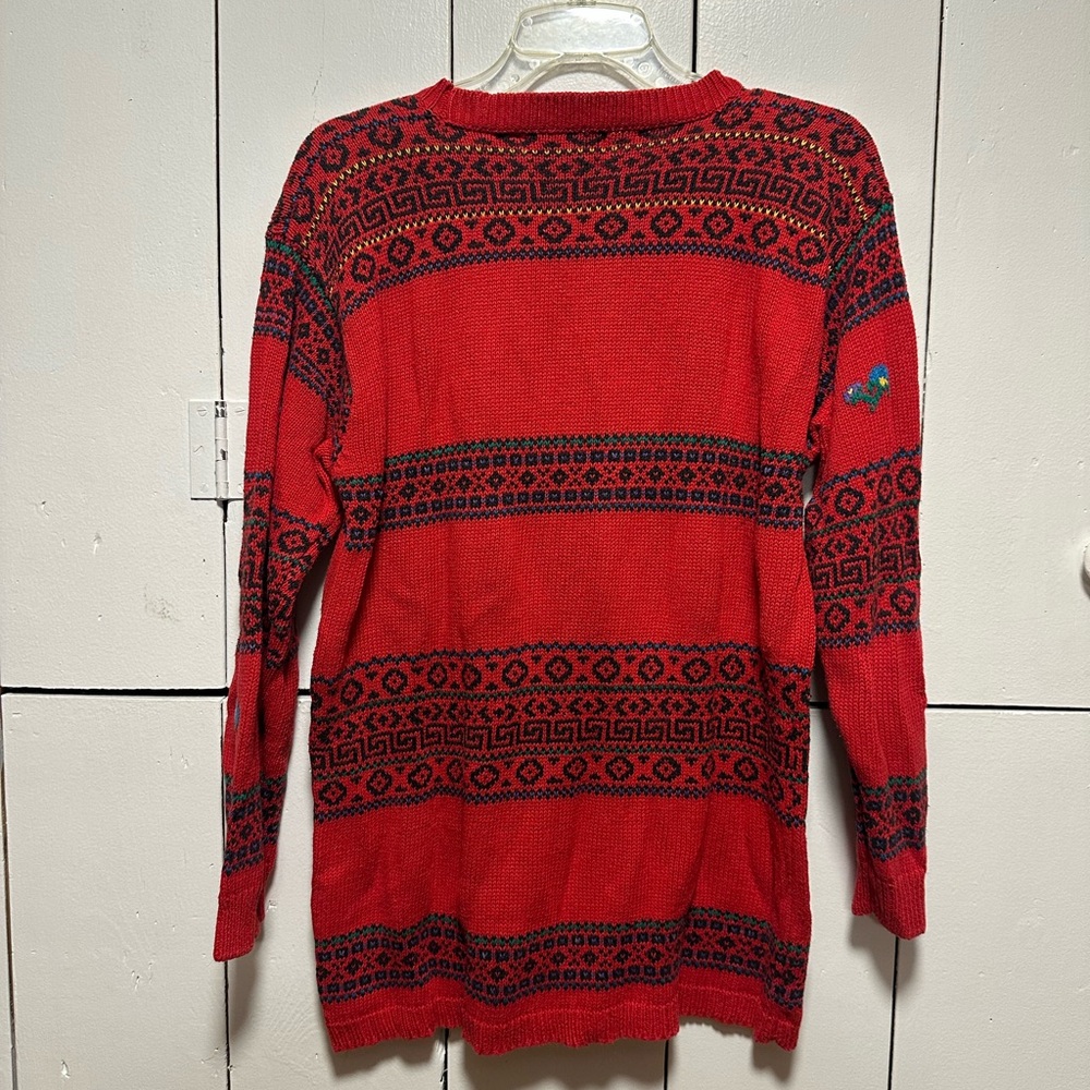 Pattern Red Sweater - Picture 2 of 4